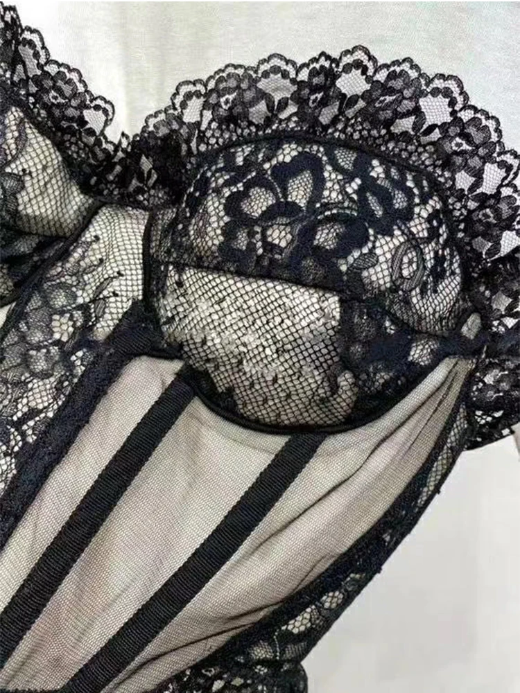 shipping heavy craft Free contrast color stitching lace tube top waist seal fake two T-shirt ladies summer new personality wild
shipping heavy craft Free contrast color stitching lace tube top waist seal fake two T-shirt ladies summer new personality wild