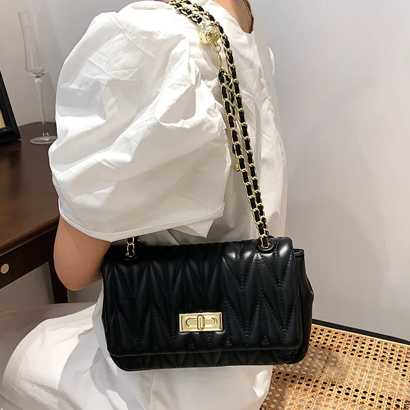 Chain Luxury Shoulder Bag 2021 High Quality New Trendy Fashion Net Red Shoulder Messenger Bag Personalized Small Square Bag
Chain Luxury Shoulder Bag 2021 High Quality New Trendy Fashion Net Red Shoulder Messenger Bag Personalized Small Square Bag