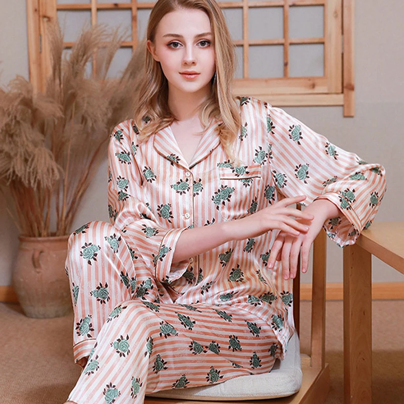 Women'S Silk Pajamas 100% Mulberry Silk Spring Autumn Plus Size Suit 2Pcs Long-Sleeved Silk Homewear Sexy Pajamas Set Female
Women'S Silk Pajamas 100% Mulberry Silk Spring Autumn Plus Size Suit 2Pcs Long-Sleeved Silk Homewear Sexy Pajamas Set Female