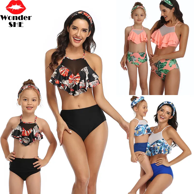 2020 Family Swimsuit Mommy and Me Clothes Bikini Beach mother daughter swimwear baby girl and mom Outfits family maching look
2020 Family Swimsuit Mommy and Me Clothes Bikini Beach mother daughter swimwear baby girl and mom Outfits family maching look