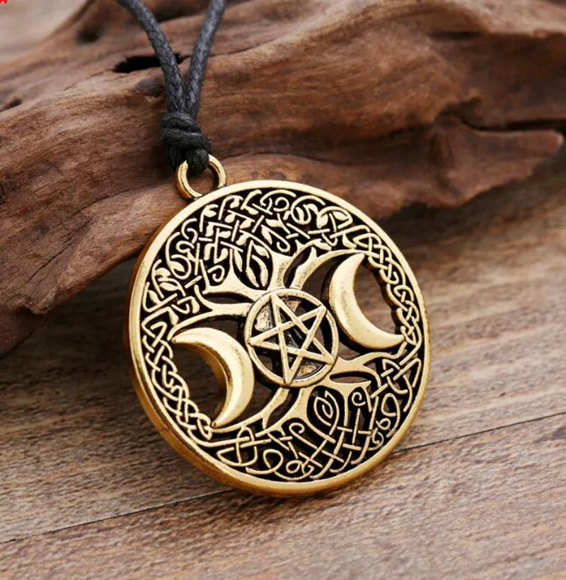 Hot Goddess Wicca Pentagram Magic Amulet Retro Viking Triple Moon Pendants Necklace Women Tree Life Moon Vintage Jewelry Girl
Hot Goddess Wicca Pentagram Magic Amulet Retro Viking Triple Moon Pendants Necklace Women Tree Life Moon Vintage Jewelry Girl