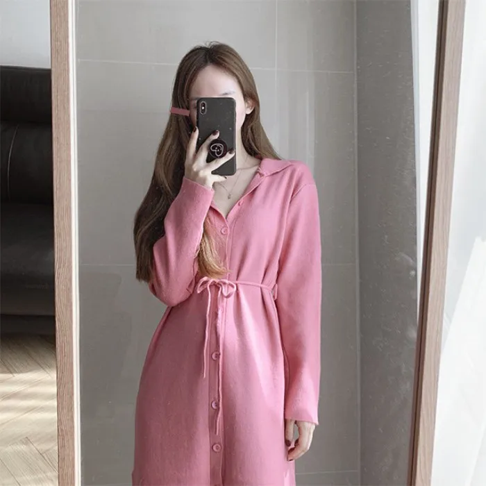 Mid-length sweater skirt female Korean version ins lapel knit dress Slim slimming long sleeve bottoming skirt
Mid-length sweater skirt female Korean version ins lapel knit dress Slim slimming long sleeve bottoming skirt