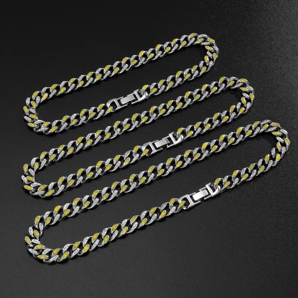 KunJoe 2021 New Hip Hop Punk Rock Iced Out Cuban Link Chain Necklace For Men Colorful Cuban Chain Necklace Collar Jewelry Gifts
KunJoe 2021 New Hip Hop Punk Rock Iced Out Cuban Link Chain Necklace For Men Colorful Cuban Chain Necklace Collar Jewelry Gifts