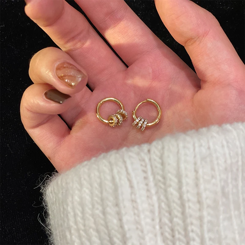Korea New Fashion Jewelry 14K Real Gold Plated AAA Zircon Simple Round hoop Earrings Exquisite Small Girl's Gift Women Earring
Korea New Fashion Jewelry 14K Real Gold Plated AAA Zircon Simple Round hoop Earrings Exquisite Small Girl's Gift Women Earring