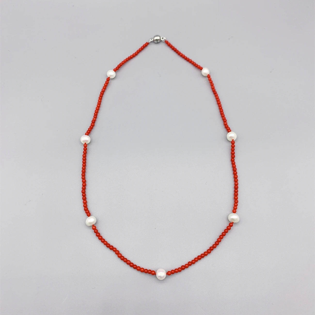 

FoLisaUnique 7-8mm White Freshwater Pearls 2mm Red Coral Necklace For Women Girls Birthday Gift Delicate Classic Choker Necklace