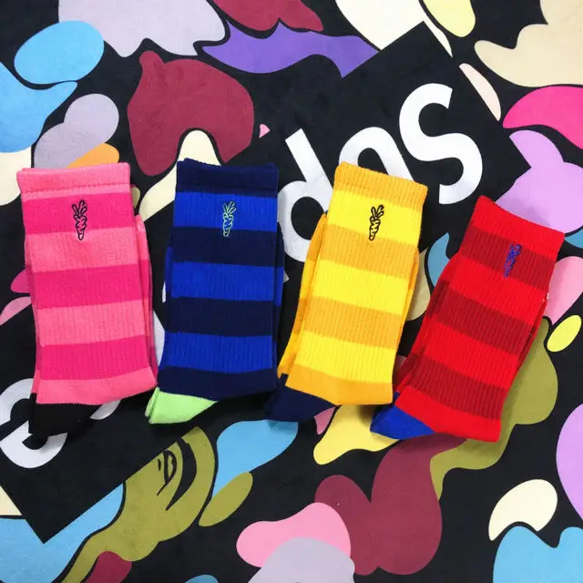 Crew Street Fashion Socks Stripe Cartoon Hi Carrots Embroidery Cartoon Striped Colorful Carrot High Standard Sweet Sox Sokken
Crew Street Fashion Socks Stripe Cartoon Hi Carrots Embroidery Cartoon Striped Colorful Carrot High Standard Sweet Sox Sokken