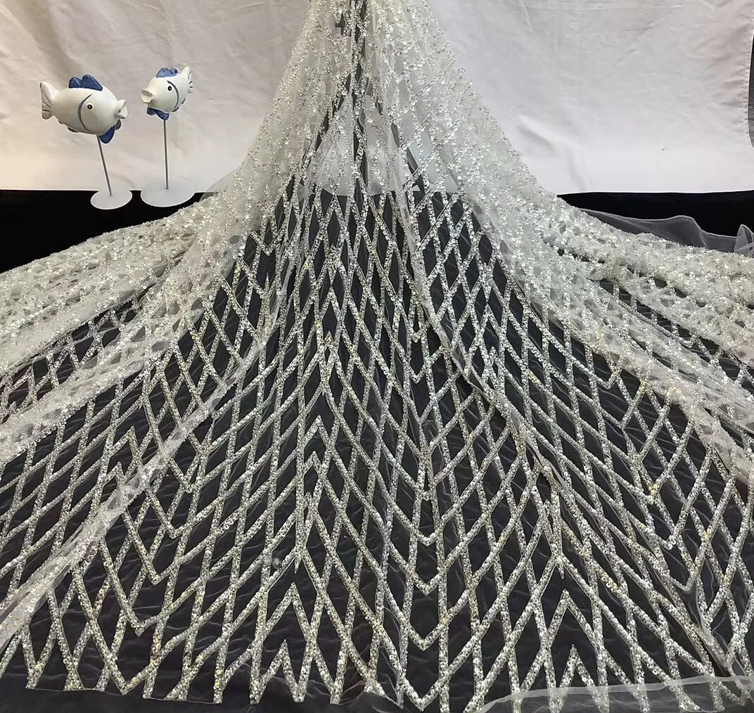 Luxury Embroidery French Mesh Lace Latest African Laces ZH-368684 sequins and Beaded Dress Tulle Net Lace Fabric
Luxury Embroidery French Mesh Lace Latest African Laces ZH-368684 sequins and Beaded Dress Tulle Net Lace Fabric