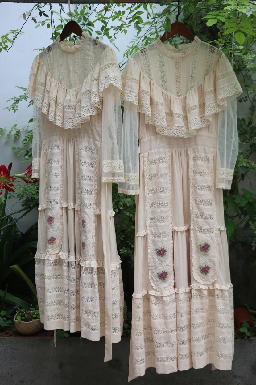 LYNETTE'S CHINOISERIE Summer Women Victorian Vintage Lace Patchwork Romantic Hollow Out Embroidery Slim Cotton Dresses
LYNETTE'S CHINOISERIE Summer Women Victorian Vintage Lace Patchwork Romantic Hollow Out Embroidery Slim Cotton Dresses