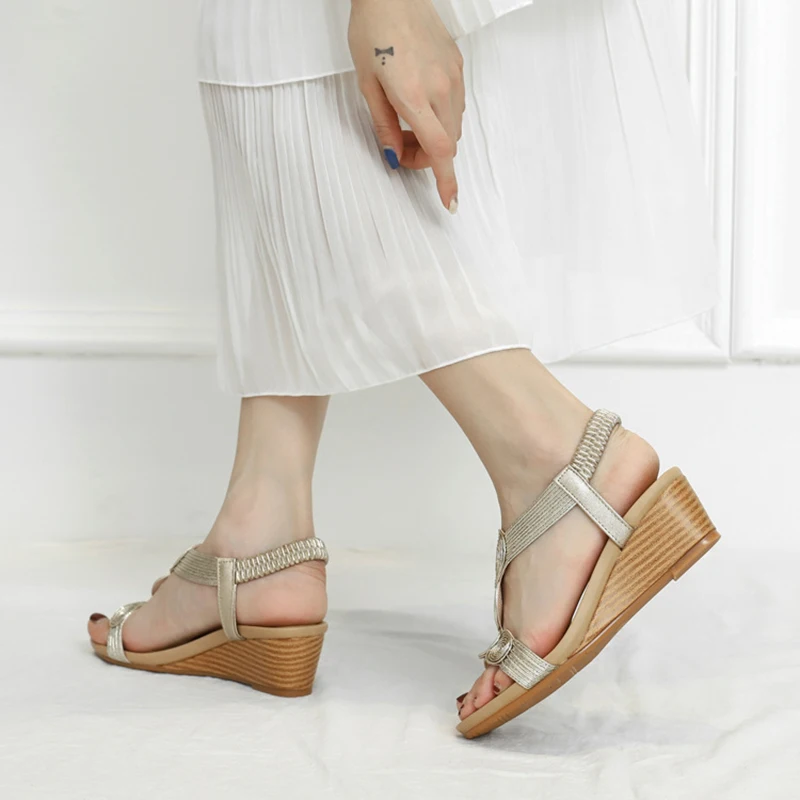 2021 Summer Women Sandals Wedges Peep Toe Beach Ladies Sandal Fashion Casual Comfort Female Shoes Plus Size Zapatos De Mujer
2021 Summer Women Sandals Wedges Peep Toe Beach Ladies Sandal Fashion Casual Comfort Female Shoes Plus Size Zapatos De Mujer