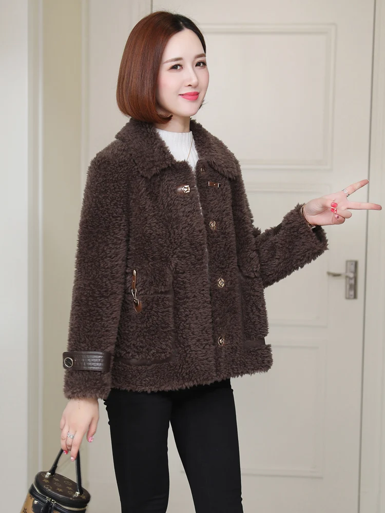 Haining fur women's young granular sheep shearing fashion coat Korean version 2020 winter new composite fur
Haining fur women's young granular sheep shearing fashion coat Korean version 2020 winter new composite fur