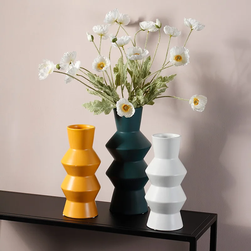 Нордическая Минималистичная керамическая ваза Morandi для гостиной, спальни, кабинета, сушеные цветы и цветочный горшок, современные украшени...
Нордическая Минималистичная керамическая ваза Morandi для гостиной, спальни, кабинета, сушеные цветы и цветочный горшок, современные украшени...