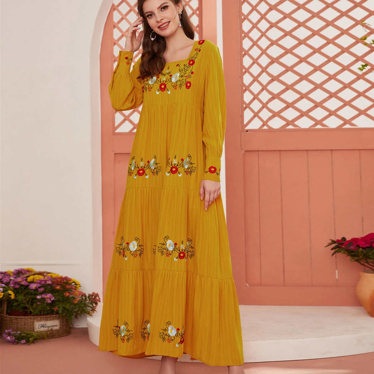 Plus Size Abaya Turkey Kaftan Muslim Dress Marocain Fashion Embroidered Women's Robe Moroccan Caftan Jelaba Femme Musulman
Plus Size Abaya Turkey Kaftan Muslim Dress Marocain Fashion Embroidered Women's Robe Moroccan Caftan Jelaba Femme Musulman