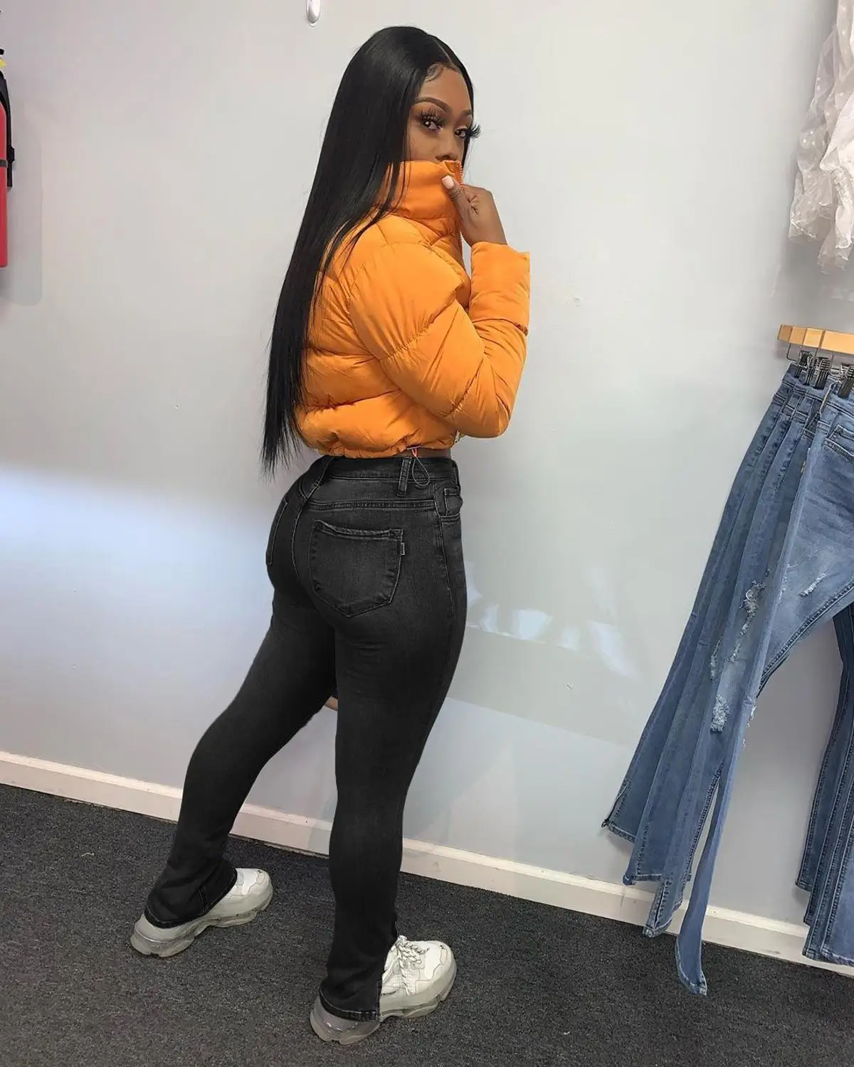 Hot Selling Women Solid Color Ripped Jeans Fashion Streetwear Lady's High Waist Bodycon Hollow Out Tassels Pencil Denim Pants
Hot Selling Women Solid Color Ripped Jeans Fashion Streetwear Lady's High Waist Bodycon Hollow Out Tassels Pencil Denim Pants