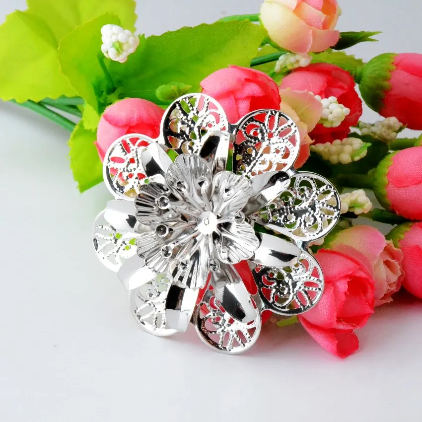 Free Shipping 4Pcs DIY Flower Embellishments Jewelry Accessories Filigree Wraps Connectors Metal Ancient Headwear Handmade
Free Shipping 4Pcs DIY Flower Embellishments Jewelry Accessories Filigree Wraps Connectors Metal Ancient Headwear Handmade