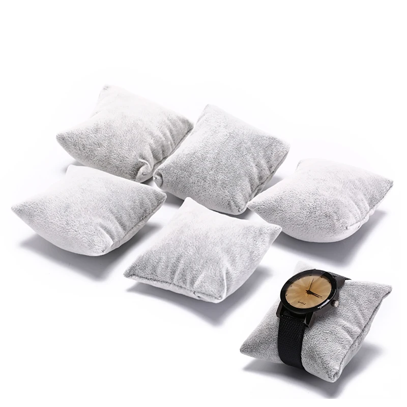 5pcs Velvet Cotton Bracelet Bangle Watch Pillow Holder Display For Jewelry Watches Case Box Jewelry Packaging
5pcs Velvet Cotton Bracelet Bangle Watch Pillow Holder Display For Jewelry Watches Case Box Jewelry Packaging