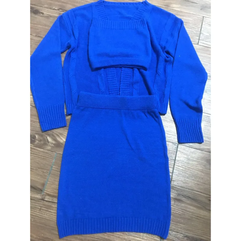 3pcs Women Sexy Knitted Outfits Autumn Winter Solid Solor Crop Tops And Mini Skirts Long Sleeve Cardigan Sweater Sets Ladies
3pcs Women Sexy Knitted Outfits Autumn Winter Solid Solor Crop Tops And Mini Skirts Long Sleeve Cardigan Sweater Sets Ladies