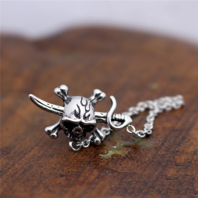 Trendy Elegant Skeleton Skull Stud Earrings For Women Wedding Party Gift Punk Style Stainless Steel Eardrop With Crystal Stone
Trendy Elegant Skeleton Skull Stud Earrings For Women Wedding Party Gift Punk Style Stainless Steel Eardrop With Crystal Stone