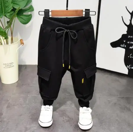 Boy coat coat + hoodie + pants 3 pieces children's fashion boy clothing suit children's clothing 2-6 years old
Boy coat coat + hoodie + pants 3 pieces children's fashion boy clothing suit children's clothing 2-6 years old