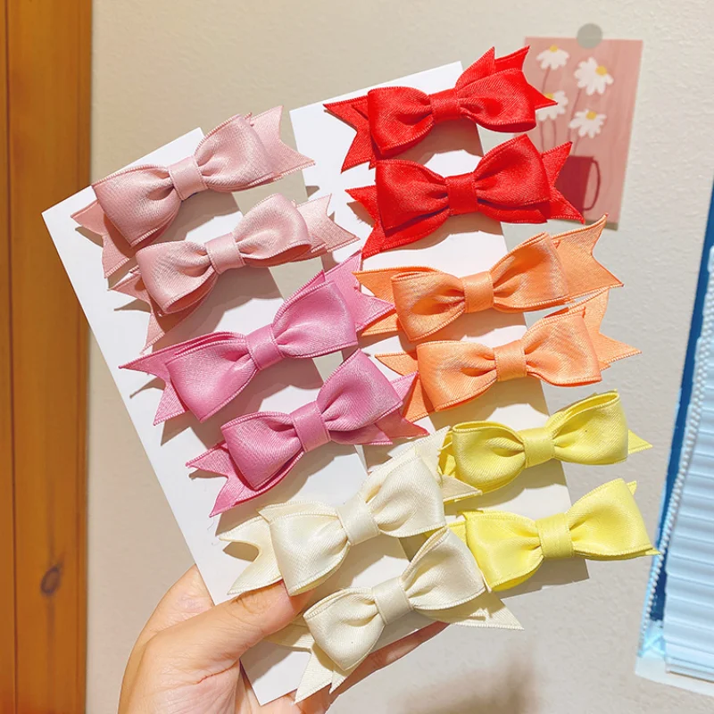 Детские милые цветные заколки для волос с двумя бантиками и орнаментом, милые заколки для девочек, аксессуары для фотографий, 2021 
Детские милые цветные заколки для волос с двумя бантиками и орнаментом, милые заколки для девочек, аксессуары для фотографий, 2021