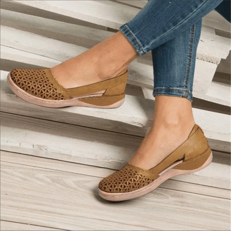 2021 Summer Sandals Womens Flat Sandals Comfy Clogs Slippers Ladies Mary Hollow Out Shoes Pu Leather Sandals
2021 Summer Sandals Womens Flat Sandals Comfy Clogs Slippers Ladies Mary Hollow Out Shoes Pu Leather Sandals
