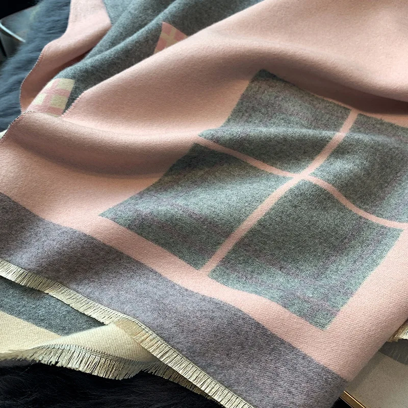 Women's winter thick warm plaid cashmere scarf double-sided dual-purpose shawl scarf 
Women's winter thick warm plaid cashmere scarf double-sided dual-purpose shawl scarf