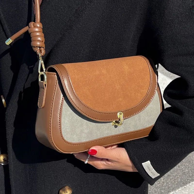 Nubuck Leather Women's Crossbody Bag Small Flap Shoulder Bag Fashion Quilted Handbags Female All Match Design Messenger Bag Sac
Nubuck Leather Women's Crossbody Bag Small Flap Shoulder Bag Fashion Quilted Handbags Female All Match Design Messenger Bag Sac