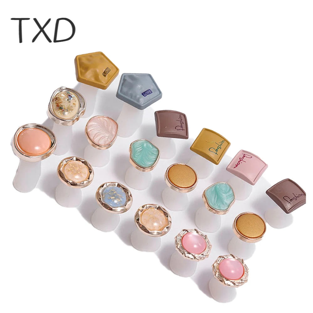 TXD 8pcs Toe Divider Soft Silicone Toe Divider Pedicure Care Japanese and Korean Toe Divider Nail Pedicure Tool
TXD 8pcs Toe Divider Soft Silicone Toe Divider Pedicure Care Japanese and Korean Toe Divider Nail Pedicure Tool