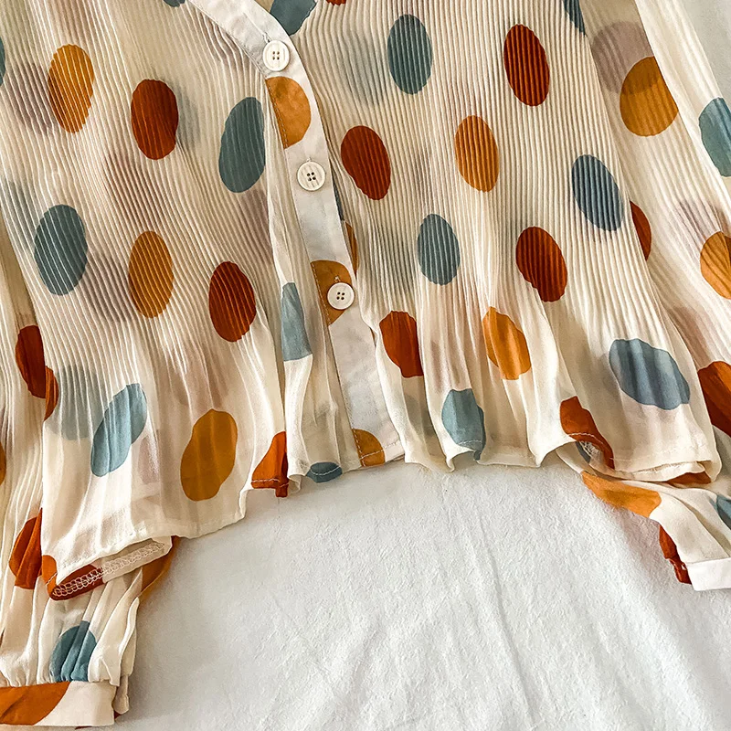 EBAIHUI Women Chiffon Polka Dot Blouses Womens Loose Summer Korean Style Thin Sun Protection Outerwear Leisure Shirts Girls 
EBAIHUI Women Chiffon Polka Dot Blouses Womens Loose Summer Korean Style Thin Sun Protection Outerwear Leisure Shirts Girls