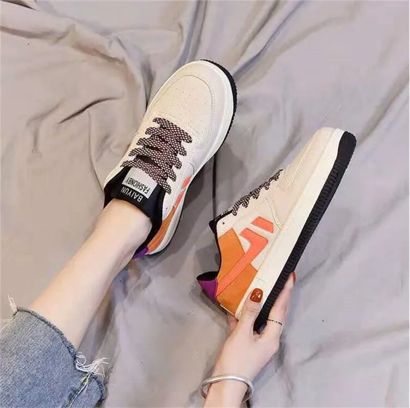 2021 Women Casual Shoes Classic White Sneakers Women PU Leather Platform Shoes Low Top Flats Female Lace Up Vulcanize Shoes
2021 Women Casual Shoes Classic White Sneakers Women PU Leather Platform Shoes Low Top Flats Female Lace Up Vulcanize Shoes