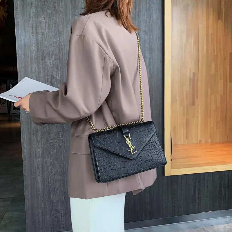 New Casual Totes High Quality Shoulder Messenger Bags Fashion Women Purses and Handbags Women Crossbody Bag Luxury Bag Chains 
New Casual Totes High Quality Shoulder Messenger Bags Fashion Women Purses and Handbags Women Crossbody Bag Luxury Bag Chains