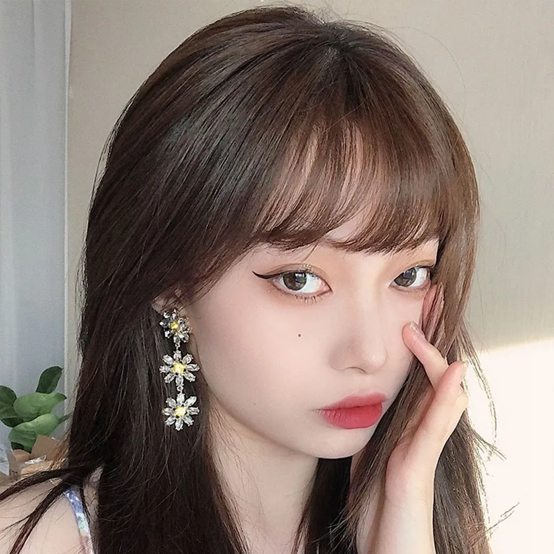 Korean Elegant Yellow Crystal Flower Petal Tassel Drop Earrings For Women Students Fashion Party Pendant Jewelry 
Korean Elegant Yellow Crystal Flower Petal Tassel Drop Earrings For Women Students Fashion Party Pendant Jewelry