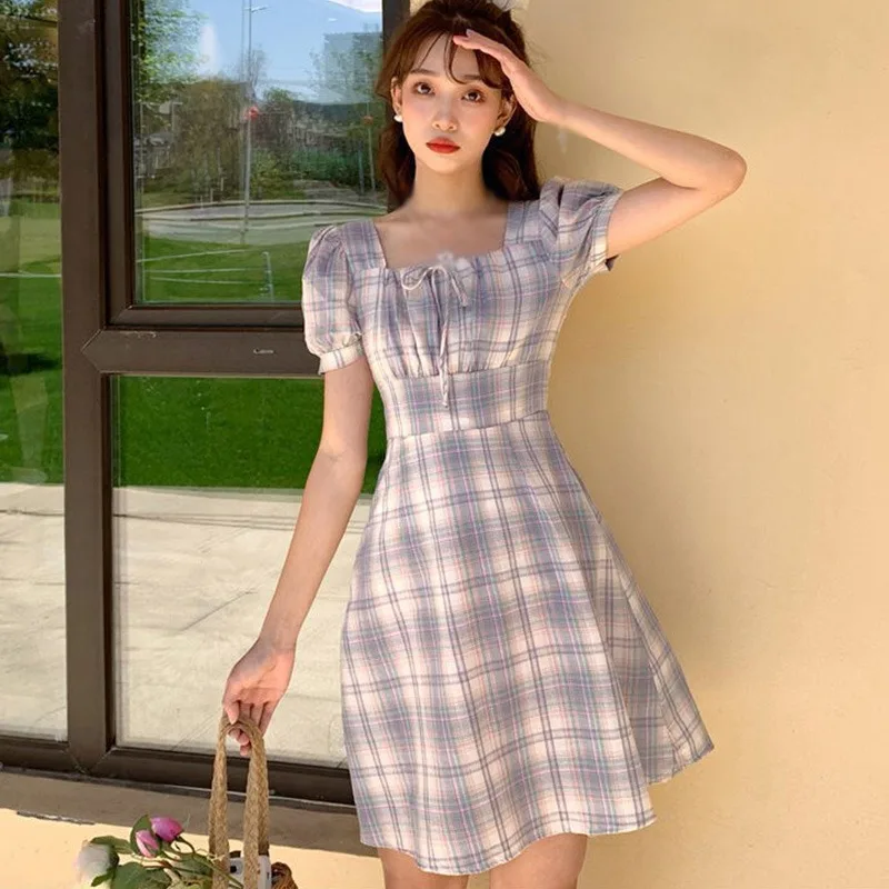 Сезон: весна-лето в клетку, милое платье с коротким рукавом, сексуальное платье с квадратным вырезом; Vestidos
Сезон: весна-лето в клетку, милое платье с коротким рукавом, сексуальное платье с квадратным вырезом; Vestidos
