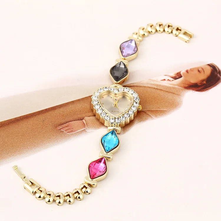 Fashion trends luxury Explosions Watch Heart Diamond Crystal Bracelet Fashion Lady Diamond Bracelet Watches watch women
Fashion trends luxury Explosions Watch Heart Diamond Crystal Bracelet Fashion Lady Diamond Bracelet Watches watch women