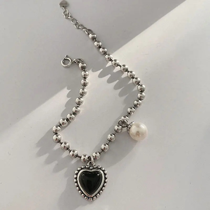 Vintage Love Heart Pearl Bracelet for Women Retro Double Circle Adjustable Bracelet Couple Friends Party Banquet Jewelry Gift
Vintage Love Heart Pearl Bracelet for Women Retro Double Circle Adjustable Bracelet Couple Friends Party Banquet Jewelry Gift