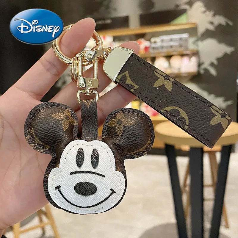Disney Mickey Mouse Creative Cartoon Cute Mickey Keychain Car Leather Keychain Couple Bag Pendant Decoration
Disney Mickey Mouse Creative Cartoon Cute Mickey Keychain Car Leather Keychain Couple Bag Pendant Decoration