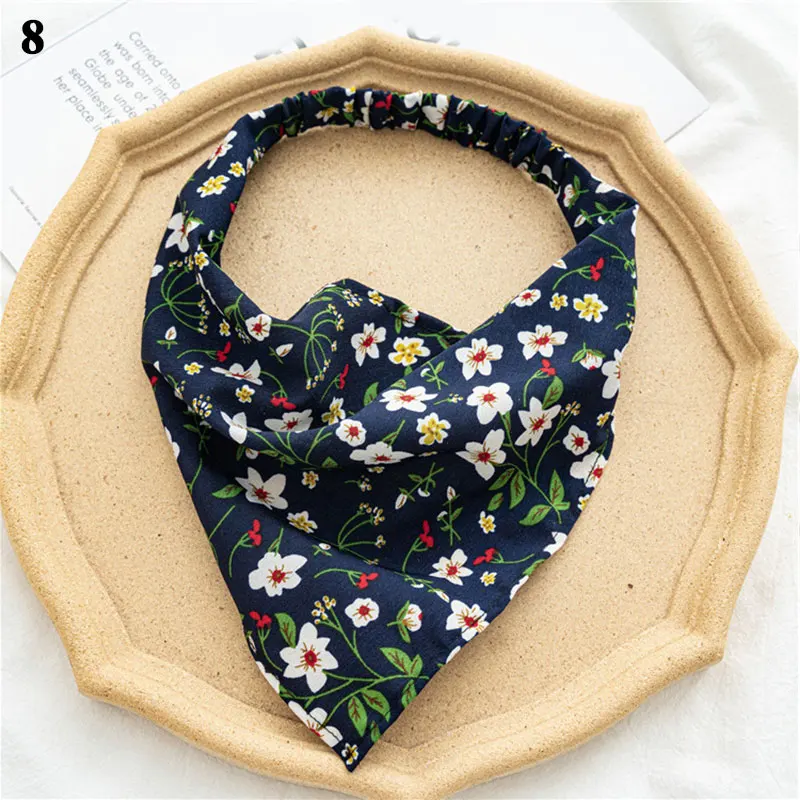 Printting Hair Scarf Scrunchies Vintage Triangle Bandanas Hairband Headband Without Clips Elastic Hair Bands Headwrap Accesories
Printting Hair Scarf Scrunchies Vintage Triangle Bandanas Hairband Headband Without Clips Elastic Hair Bands Headwrap Accesories