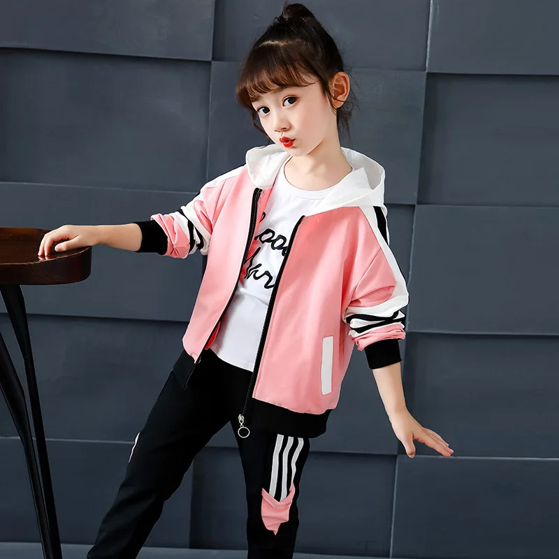 Fashion Casual Children 's Hooded Sports Coat and Long Pants Red pink Two - Piece set Suit
Fashion Casual Children 's Hooded Sports Coat and Long Pants Red pink Two - Piece set Suit