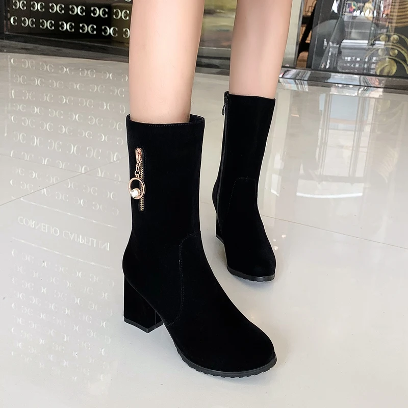 ODS 2021 Autumn Winter Women's Knit Elastic Socks Boots Round Toe Chunky Heel Boots Black Fashion Chelsea Boots Large Size
ODS 2021 Autumn Winter Women's Knit Elastic Socks Boots Round Toe Chunky Heel Boots Black Fashion Chelsea Boots Large Size