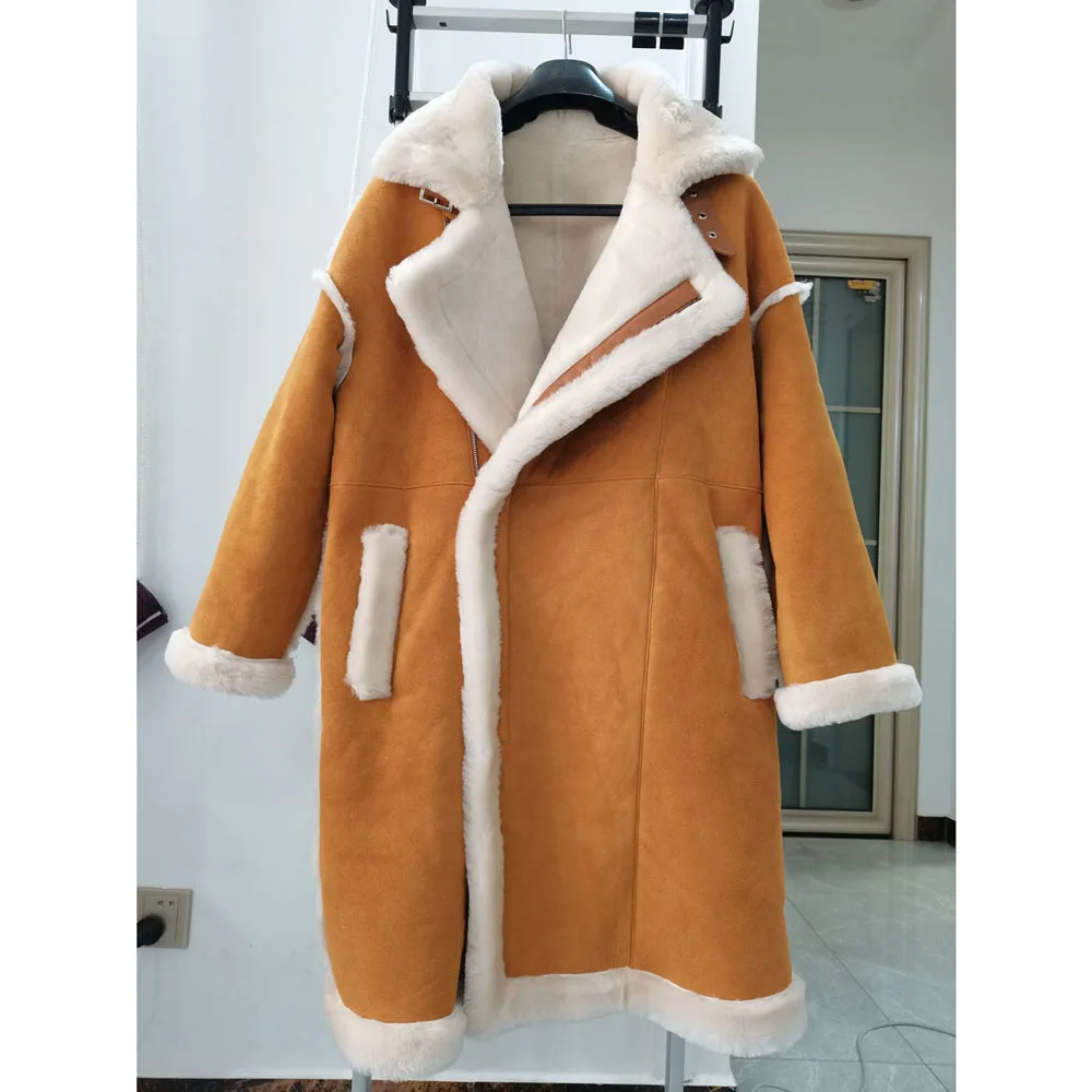 Женская зимняя куртка из натуральной овечьей кожи, с воротником-стойкой
Женская зимняя куртка из натуральной овечьей кожи, с воротником-стойкой