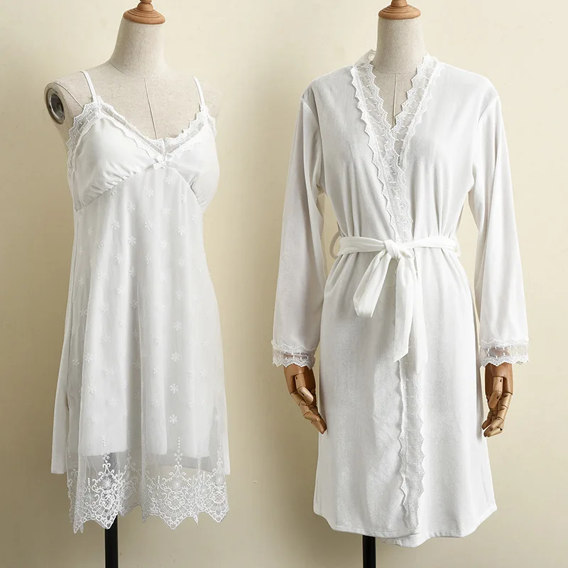 Women White Velour Robe Set Sexy Lace Kimono Gown V-neck 2PCS Sleepwear Female Nightgown Velvet Nighty&Robe Set Home Wear
Women White Velour Robe Set Sexy Lace Kimono Gown V-neck 2PCS Sleepwear Female Nightgown Velvet Nighty&Robe Set Home Wear