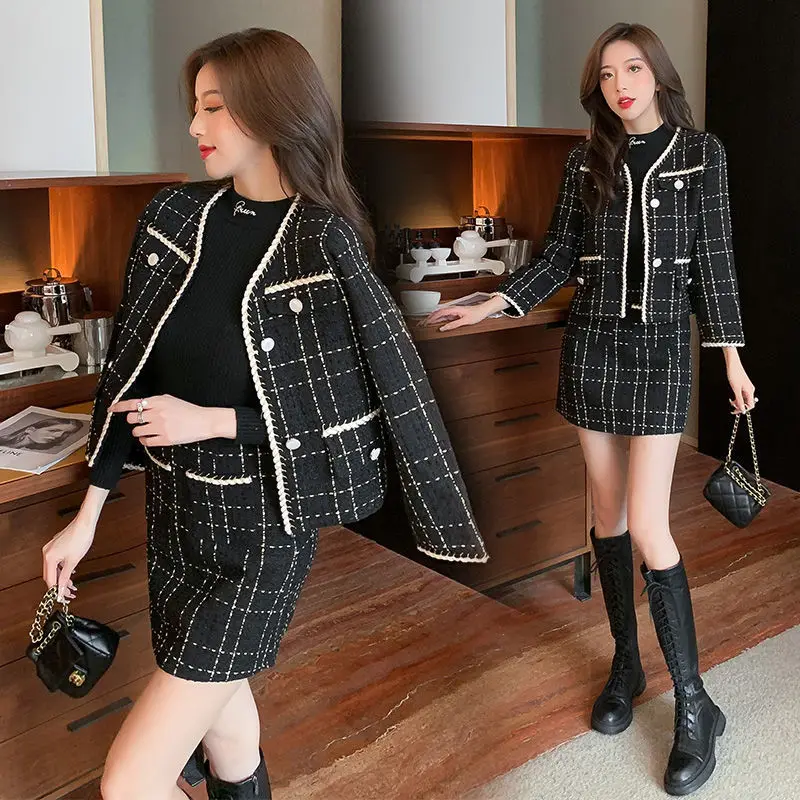 Костюм женский из двух предметов, Маленький модный пиджак и юбка, приталенный силуэт, весна-осень
Костюм женский из двух предметов, Маленький модный пиджак и юбка, приталенный силуэт, весна-осень