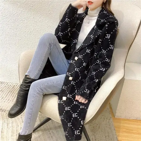 Mid-length Suit Collar Jacket 2021 New Women's Autumn and Winter Outer Wear Thick Coat Cardigan Mink Velvet Outerwear Trend
Mid-length Suit Collar Jacket 2021 New Women's Autumn and Winter Outer Wear Thick Coat Cardigan Mink Velvet Outerwear Trend