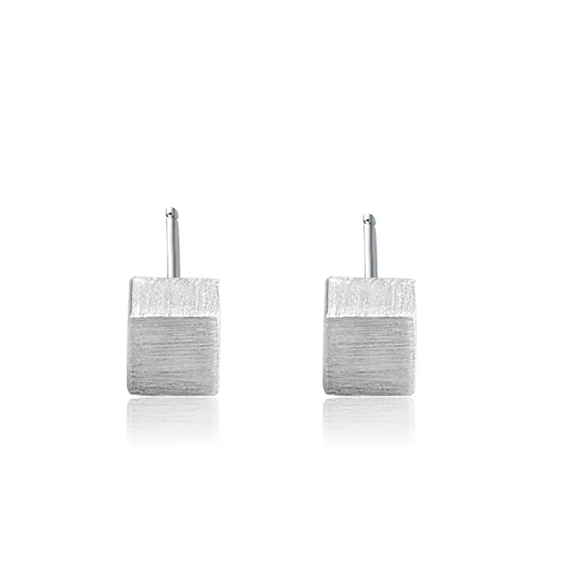XIYANIKE 925 Sterling Silver New Fashion Square Prevent Allergy Stud Earrings For Women Korean Style Small Geometric Jewelry
XIYANIKE 925 Sterling Silver New Fashion Square Prevent Allergy Stud Earrings For Women Korean Style Small Geometric Jewelry