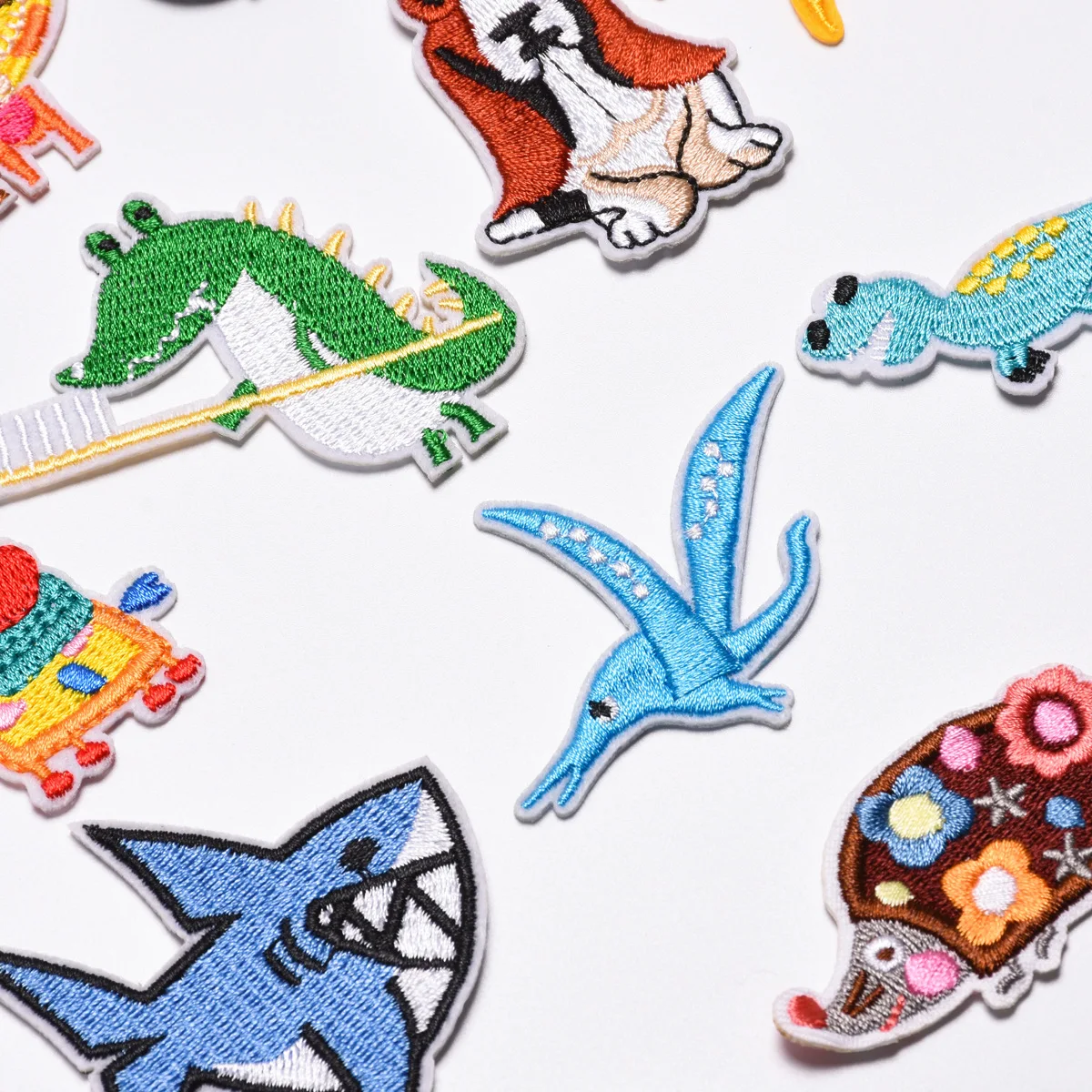 28pcs Cool Embroidered Iron On Patches Cute Sewing On Patches Appliques for Clothes Jackets Hats Backpacks Jeans
28pcs Cool Embroidered Iron On Patches Cute Sewing On Patches Appliques for Clothes Jackets Hats Backpacks Jeans