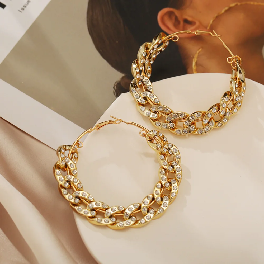 New Fashion Bohemian Oversize Chain Rhinestone Hoop Earrings For Women Crystal Round Metal Hoop Earring
New Fashion Bohemian Oversize Chain Rhinestone Hoop Earrings For Women Crystal Round Metal Hoop Earring