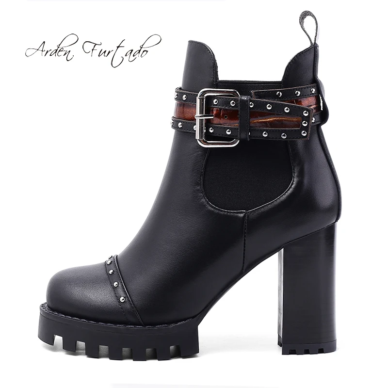 Arden Furtado 2020 spring autumn chunky heels genuiner lather ankle boots ladies matin boots
Arden Furtado 2020 spring autumn chunky heels genuiner lather ankle boots ladies matin boots