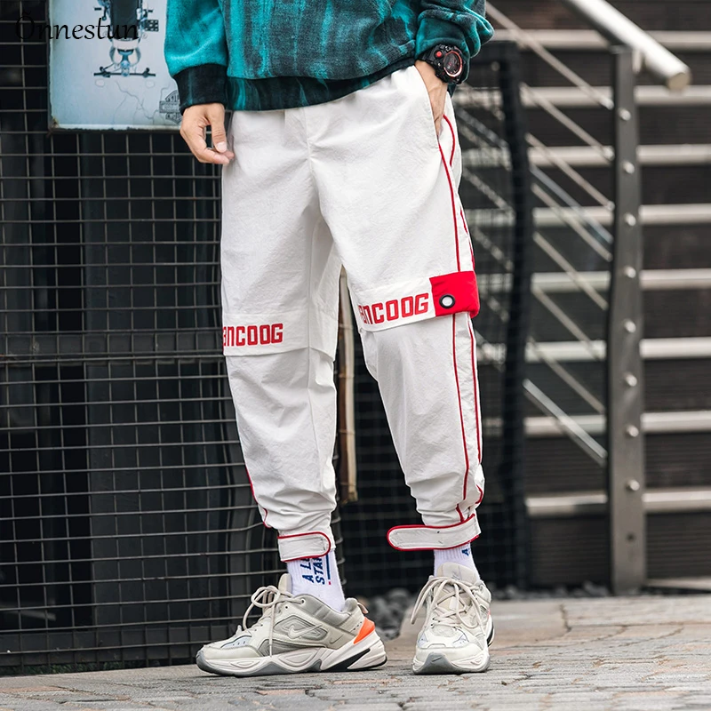 Onnestun Casual Pants Men 2020 spring New Men Harem pants Sweatpant Hip Hop Velcro design Trousers Man Streetwear Jogger Pants 
Onnestun Casual Pants Men 2020 spring New Men Harem pants Sweatpant Hip Hop Velcro design Trousers Man Streetwear Jogger Pants