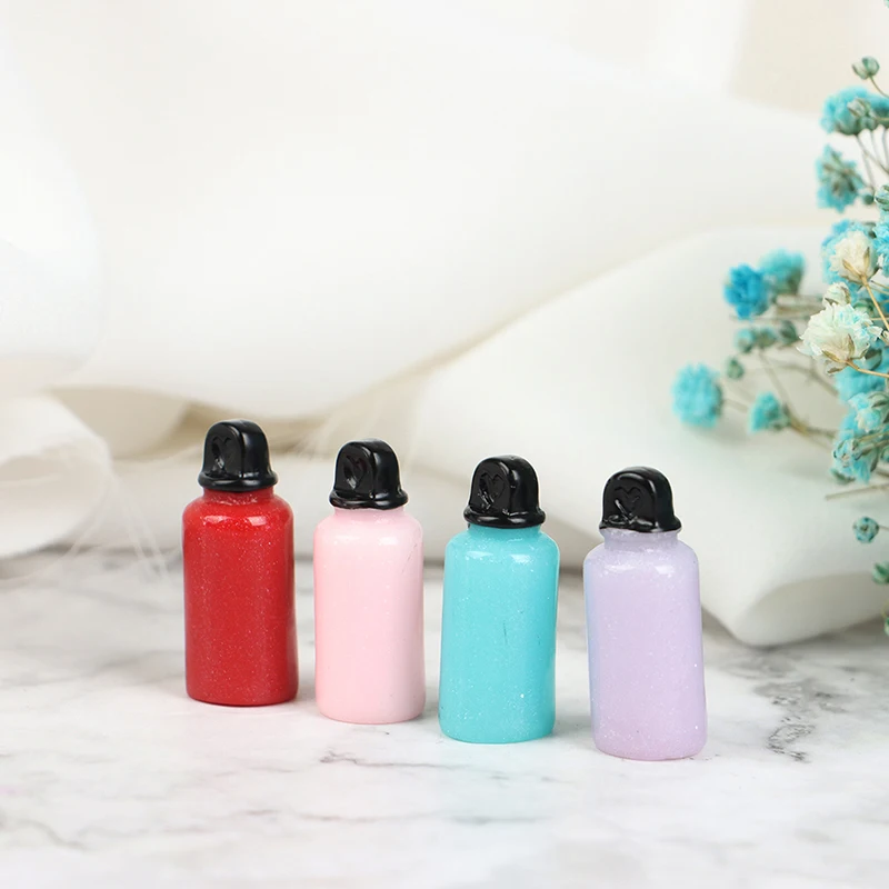 1PC Miniature Thermos Flask Water Cup Mini Model 1:12 Doll House Decoration Home Kitchen Accessories
1PC Miniature Thermos Flask Water Cup Mini Model 1:12 Doll House Decoration Home Kitchen Accessories