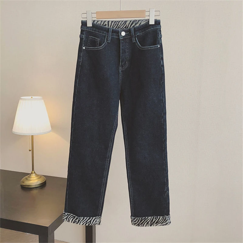 Autumn Zebra Print Fleece Stitching Pencil Jeans Women High Waist Oversized 5xl Korean Slim Skinny Blue Streetwear Warm Trousers
Autumn Zebra Print Fleece Stitching Pencil Jeans Women High Waist Oversized 5xl Korean Slim Skinny Blue Streetwear Warm Trousers