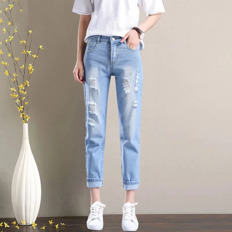 New Korean Fashion Ripped Jeans Women Bleached Denim Straight Pants 2022 Spring Summer Casual Jeans Buttons Harem Pants Female
New Korean Fashion Ripped Jeans Women Bleached Denim Straight Pants 2022 Spring Summer Casual Jeans Buttons Harem Pants Female